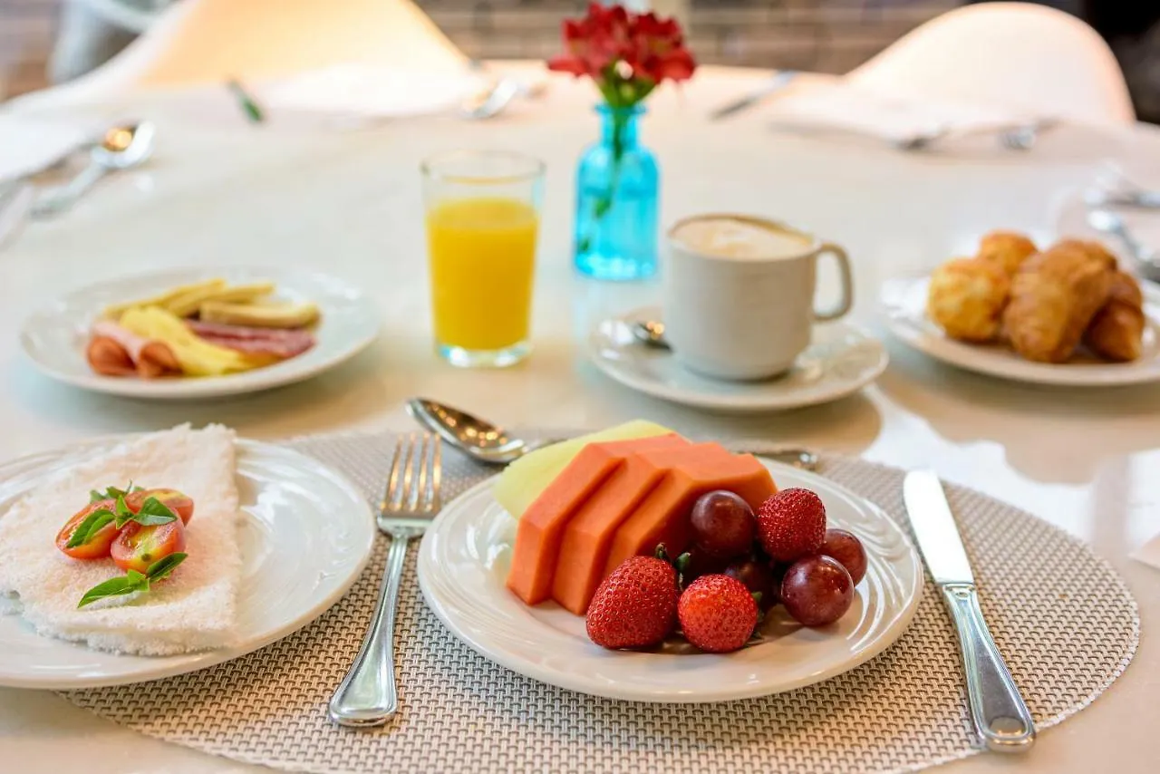 Mercure Sao Paulo Jardins 4*,