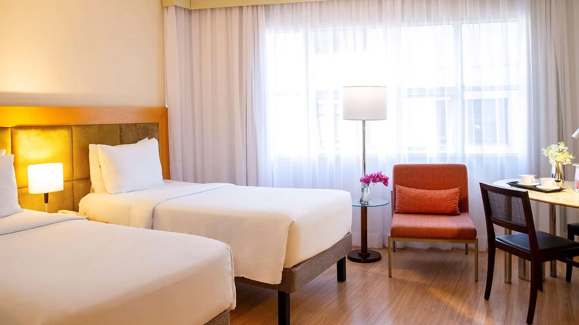 Mercure Sao Paulo Jardins 4*,